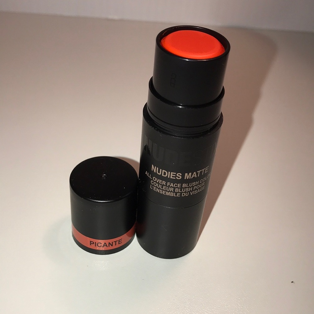 Nudestix Nudies Matte Blush All-Over-Face blush Color in Picante NEW